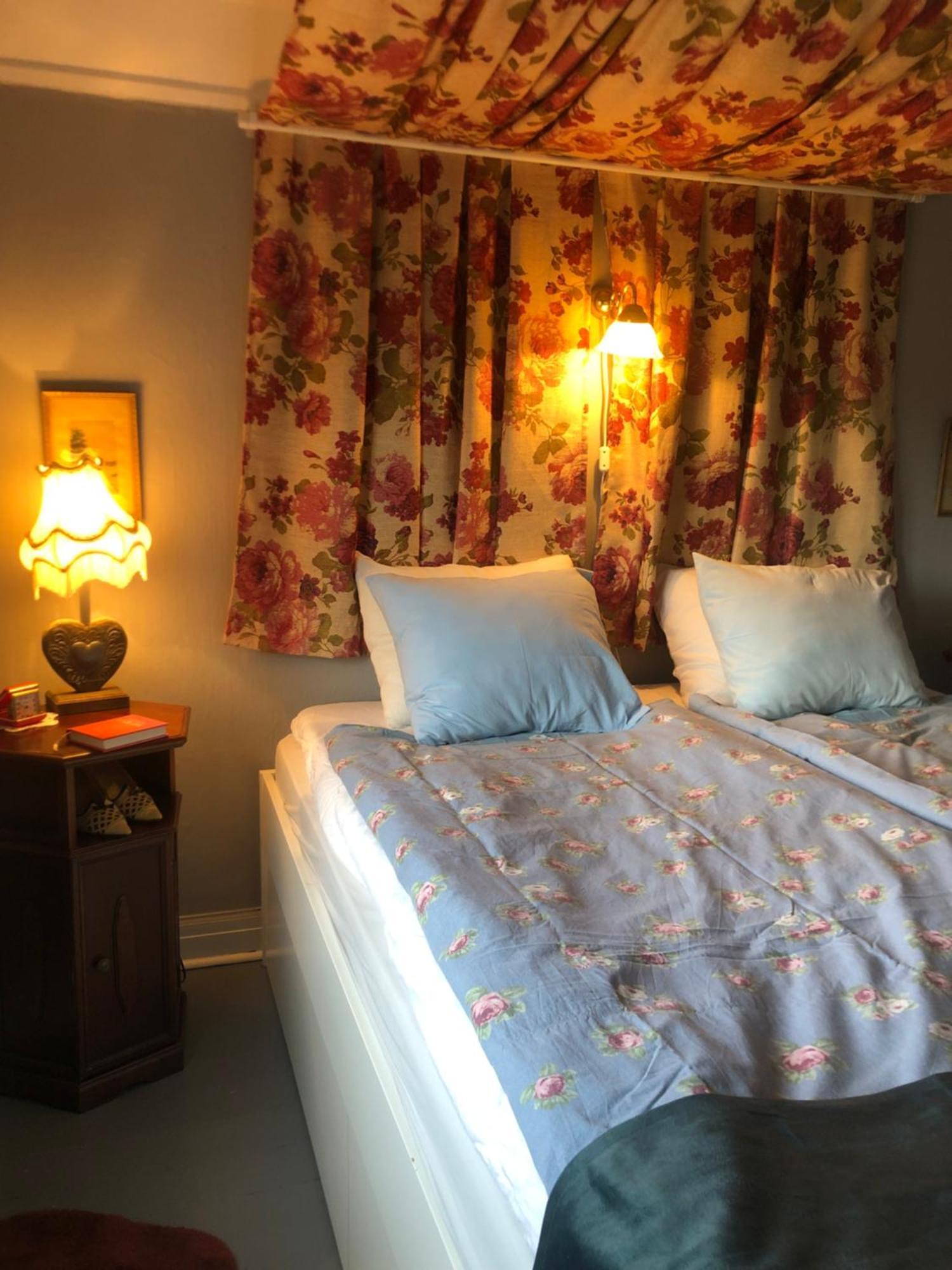 Bjoersjoeas Vildmark - Room In The Main House Olofstorp 外观 照片